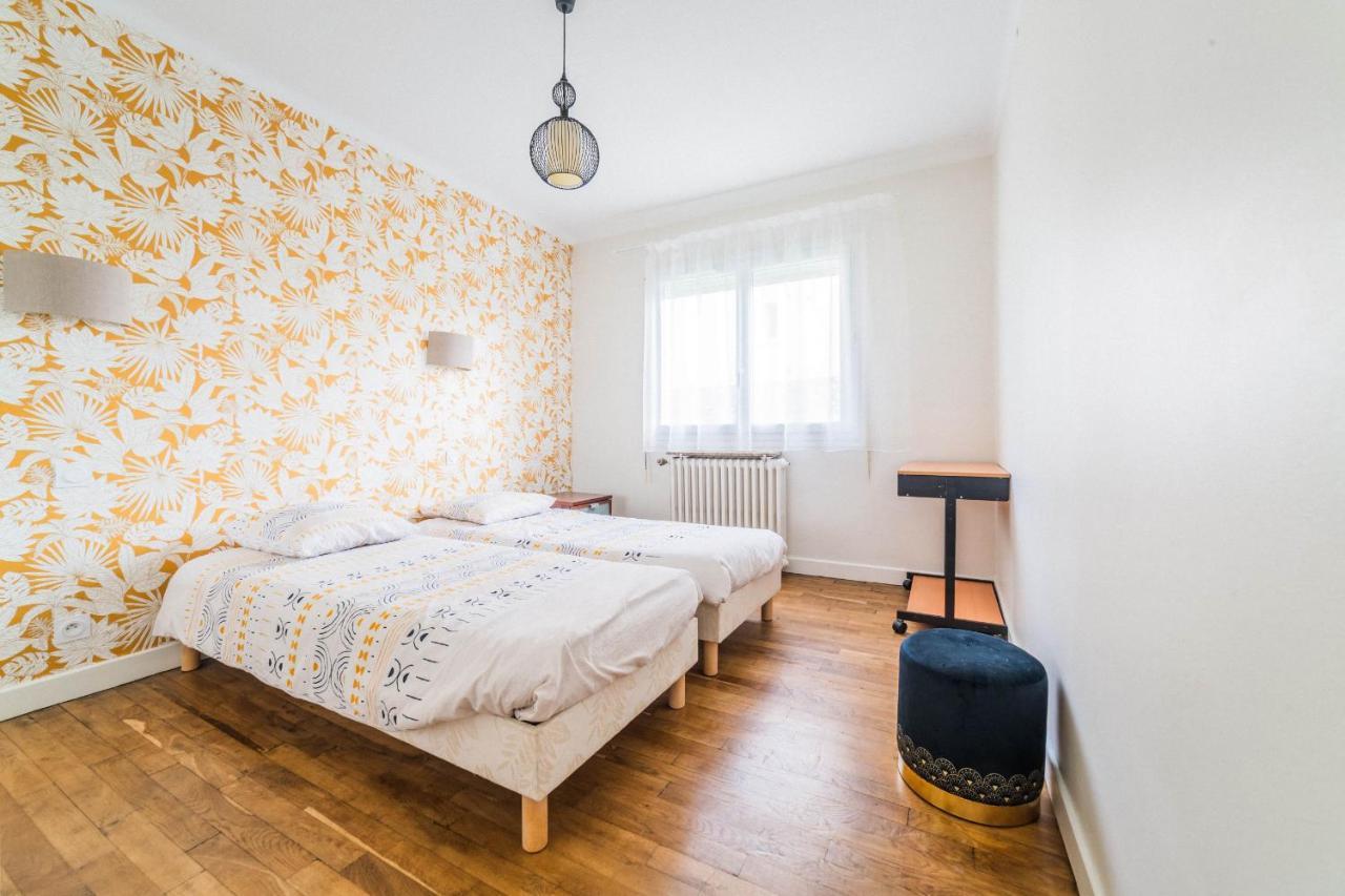 Les Rosiers - Maison Avec Jacuzzi Brive-la-Gaillarde Esterno foto