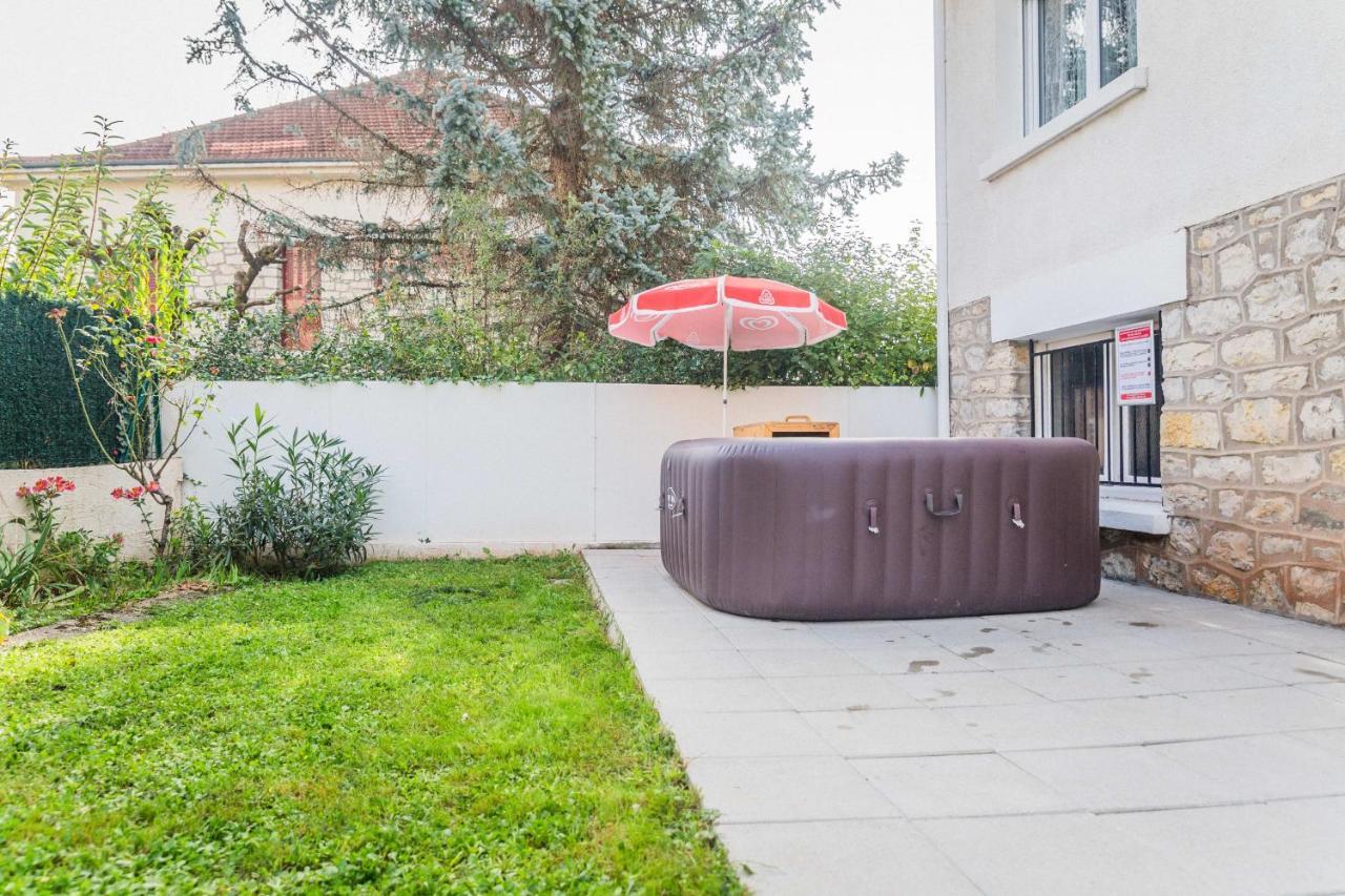 Les Rosiers - Maison Avec Jacuzzi Brive-la-Gaillarde Esterno foto