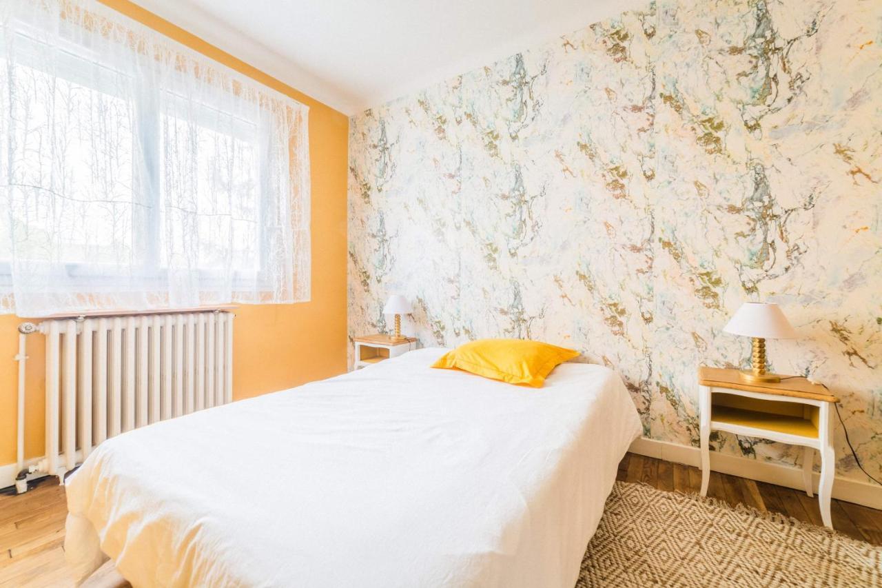 Les Rosiers - Maison Avec Jacuzzi Brive-la-Gaillarde Esterno foto