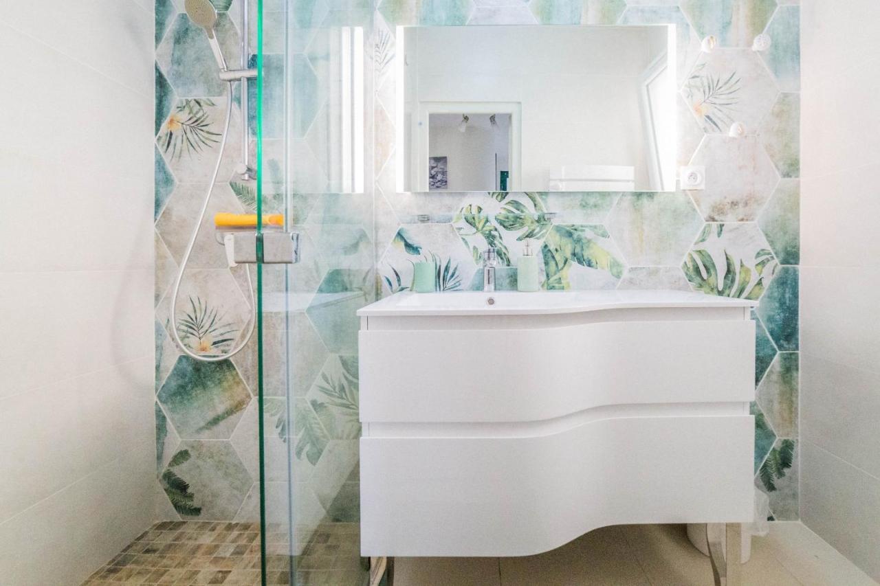 Les Rosiers - Maison Avec Jacuzzi Brive-la-Gaillarde Esterno foto