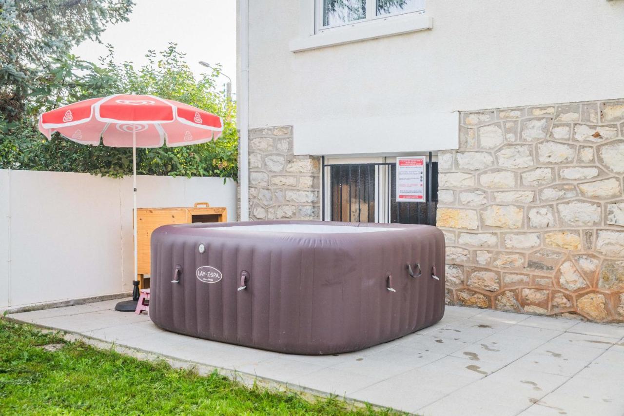 Les Rosiers - Maison Avec Jacuzzi Brive-la-Gaillarde Esterno foto
