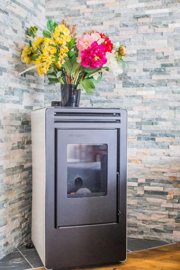 Les Rosiers - Maison Avec Jacuzzi Brive-la-Gaillarde Esterno foto