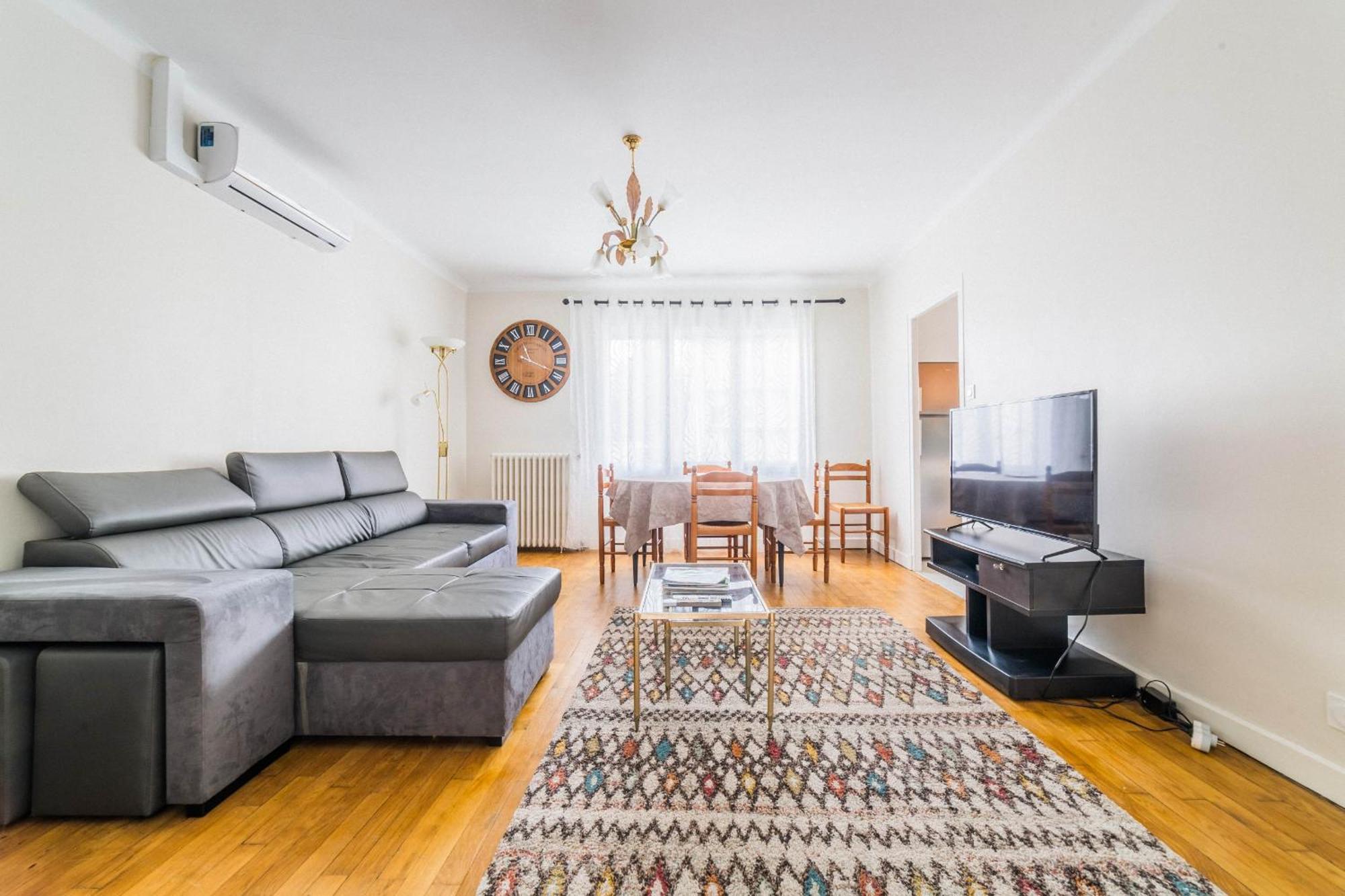 Les Rosiers - Maison Avec Jacuzzi Brive-la-Gaillarde Esterno foto